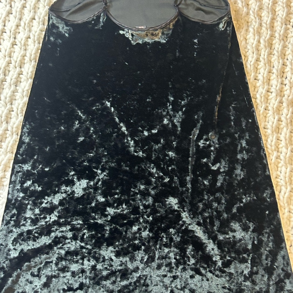 Victoria’s Secret xs  Black Velvet Dress